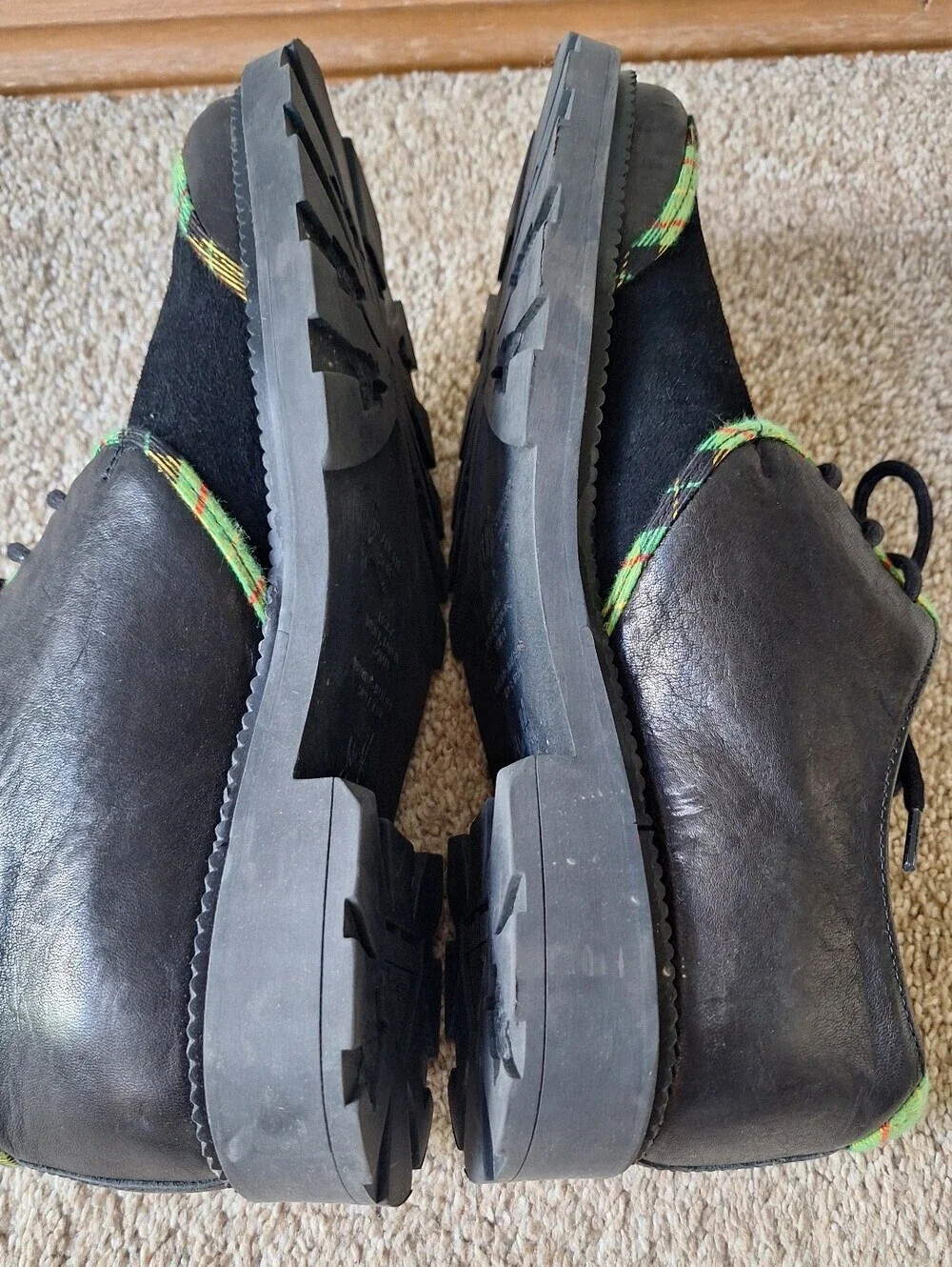 JOHN FLUEVOG Angel Maevey Black Leather Suede Green Piping Lace Up M 7.5 W 9.5